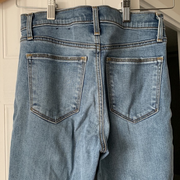 Gap jeans True Skinny. Only worn twice. Doesn’t fit me now. - Picture 4 of 4